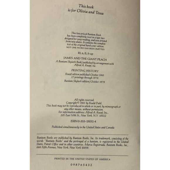 Vintage James And The Giant Peach By Roald Dahl Paperback Book 1978 Illustrated - Picture 2 of 4